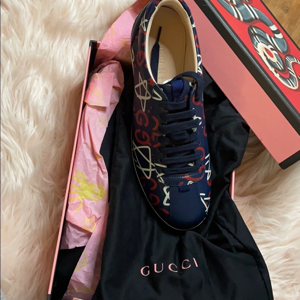 Real Low Top Gucci Shoes - Picture 2 of 4